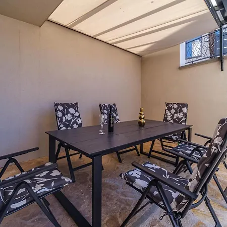 Apartman Olive * Sutivan