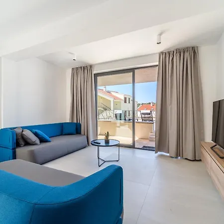 Apartman Olive Apartment Sutivan